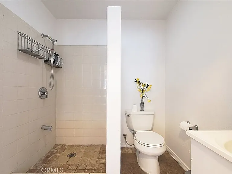 747 W Nevada St — Photo 20