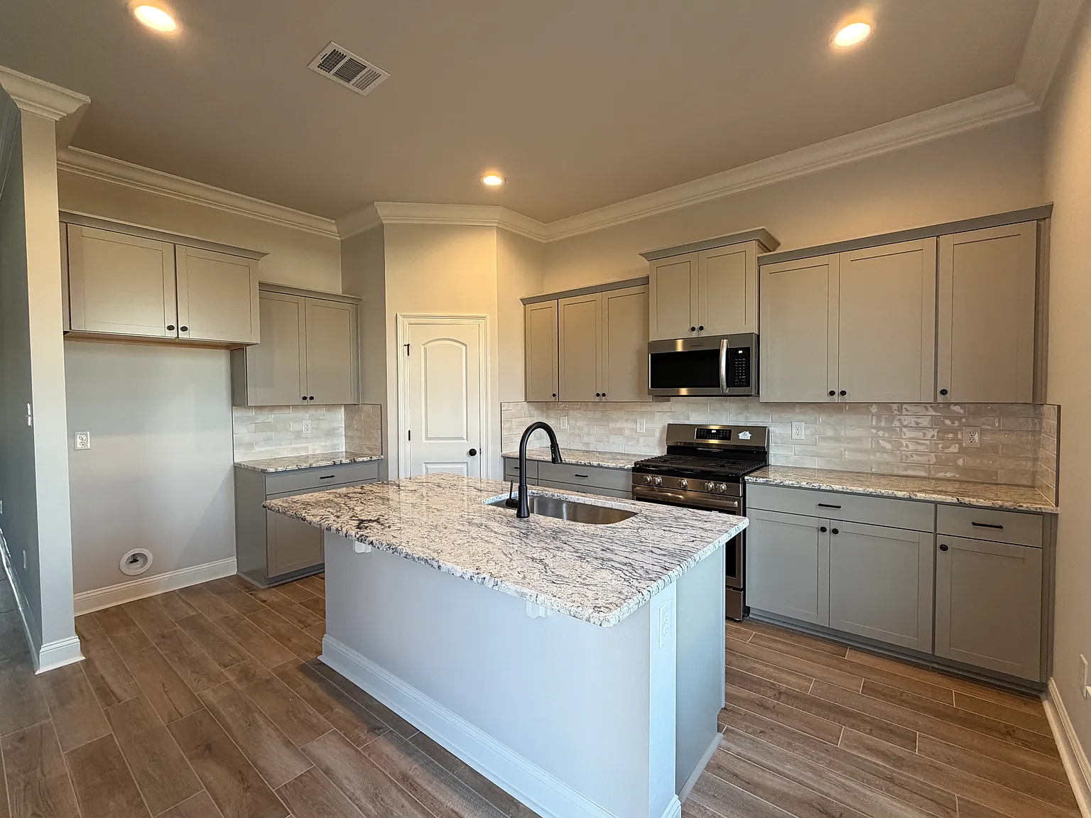 41426 Red Hawk St — Photo 3