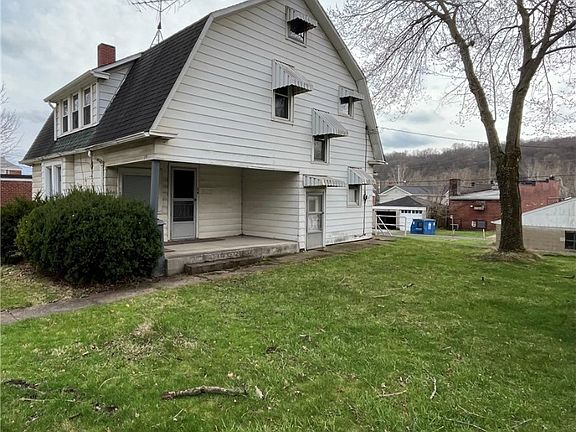 3rd image of 29 E Wood St