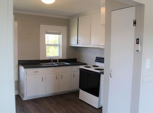 2208 1/2 Bridges St #B, Morehead City, NC 28557