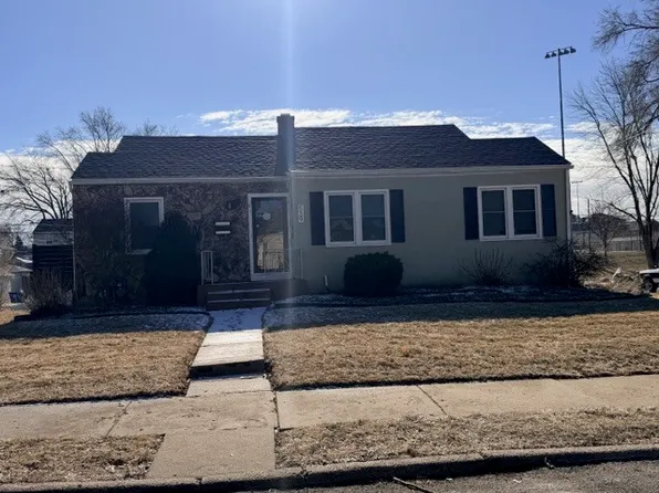 539 W 29th St, Davenport, IA 52803