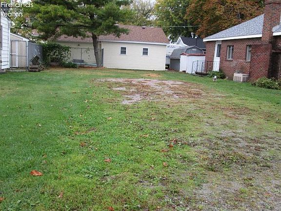 3rd image of 1958 Ellsworth Dr
