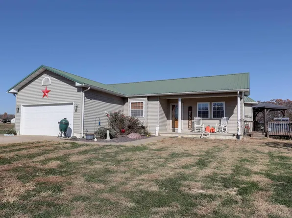 2882 E 1100th St, Loraine, IL 62349