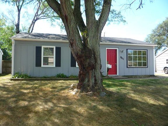 2nd image of 941 Southlea Dr