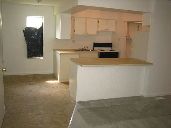 2nd image of 1777 E Evelyn Ave