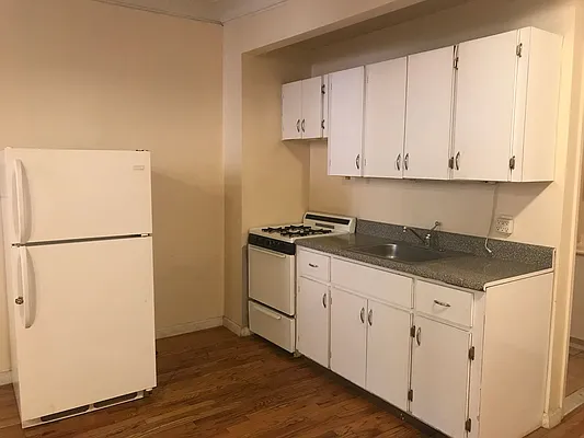 Rented by Premier Metro Realty Corp | media 24