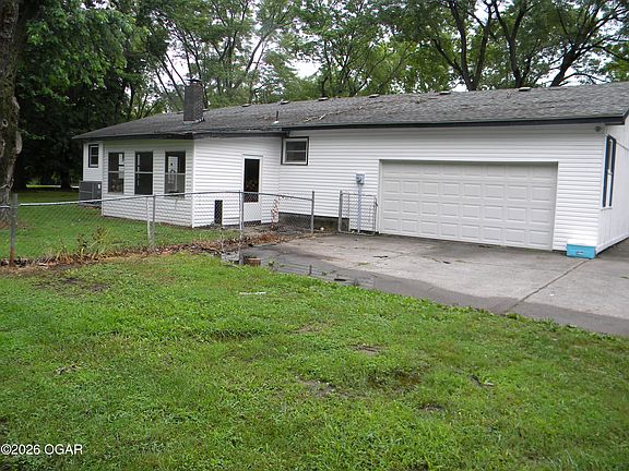 5th image of 5685 Riverside Dr