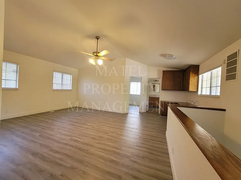 2516 Walnut Grove Way — Photo 13