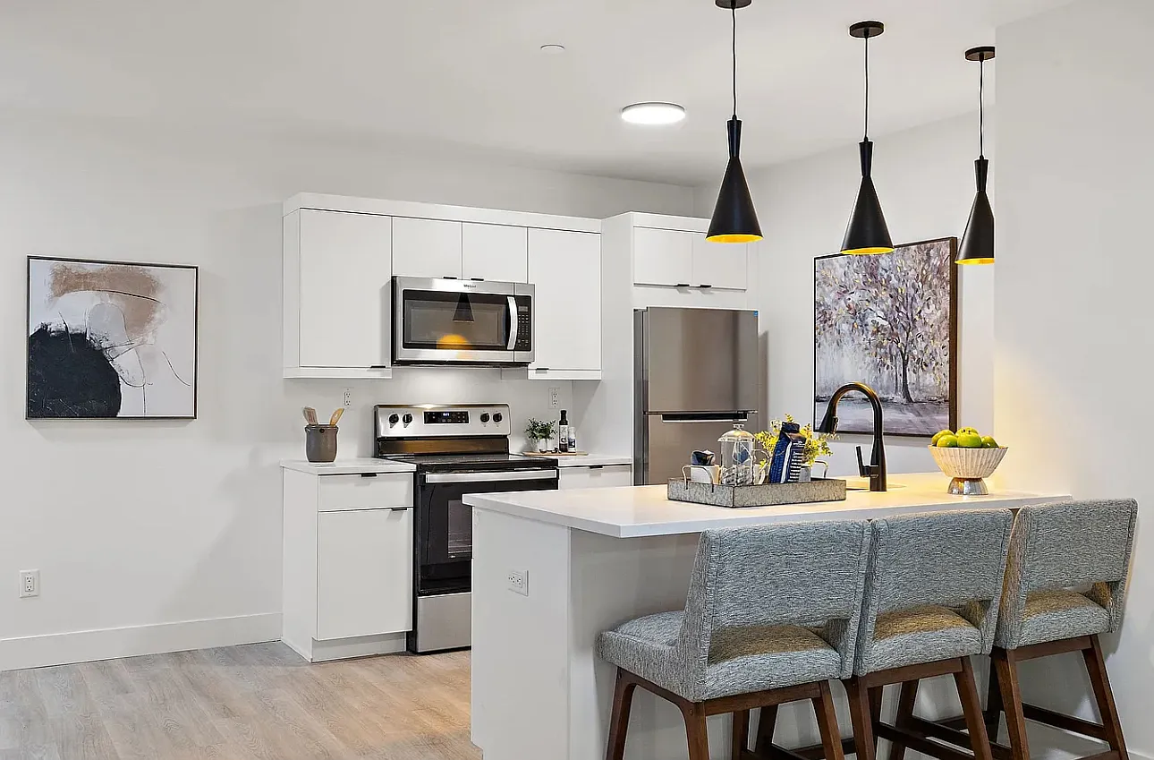 Market View Residences — Photo 1