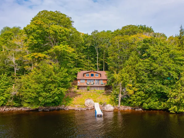 653 Columbian Rd, Cranberry Lake, NY 12927