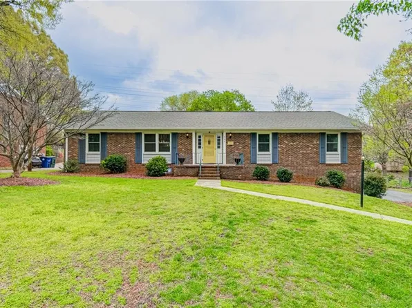 380 Lynhaven Dr, Winston Salem, NC 27104