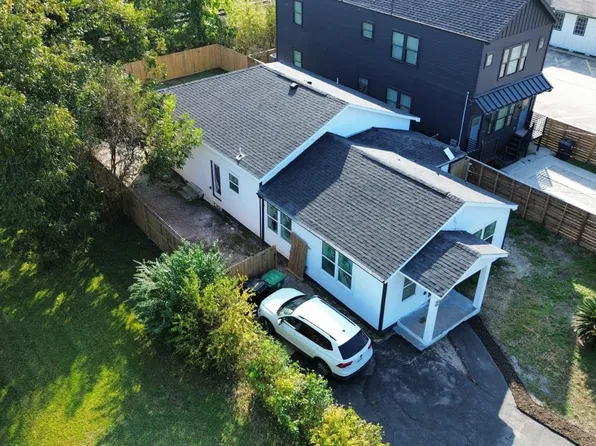 404 E 37th St, Houston, TX 77018