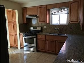 2nd image of 6759 Amboy St