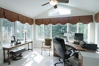 5th image of 262 Potters Dr