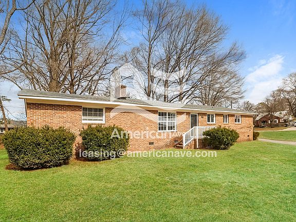 703128_002_front_view_2.jpg