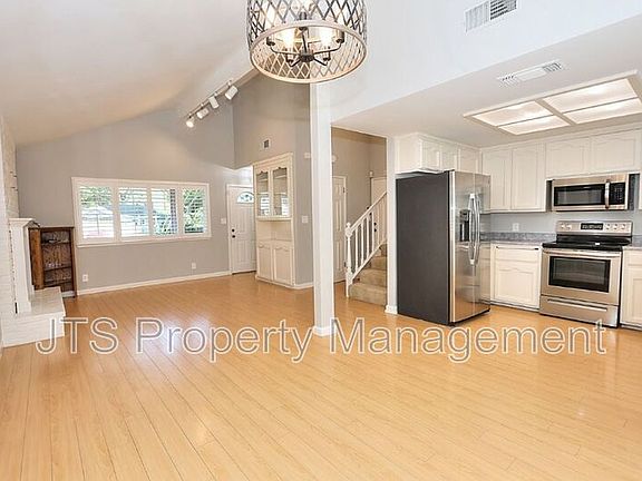 4th image of 9529 Lake Natoma Dr