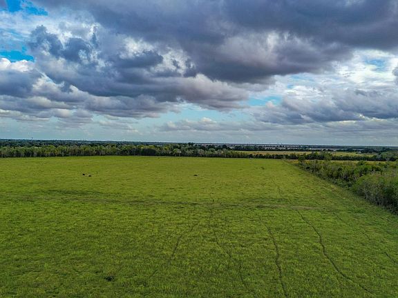 3rd image of Boswick