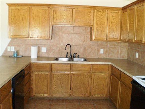4th image of 2144 Private Road 6311