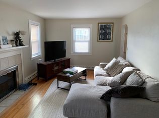 223 N Fenner Ave, Middletown, RI 02842