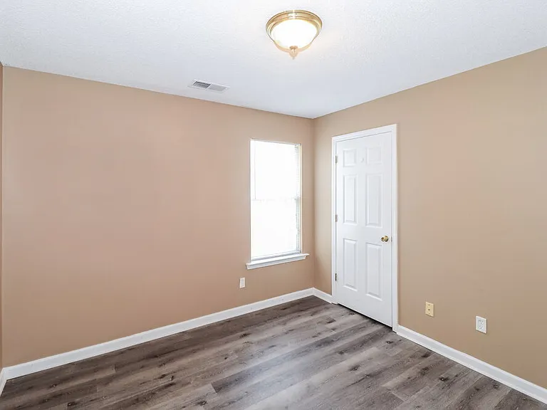 2811 Misty Bay Dr — Photo 13