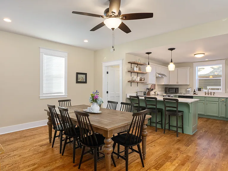 318 W Geyser St — Photo 10
