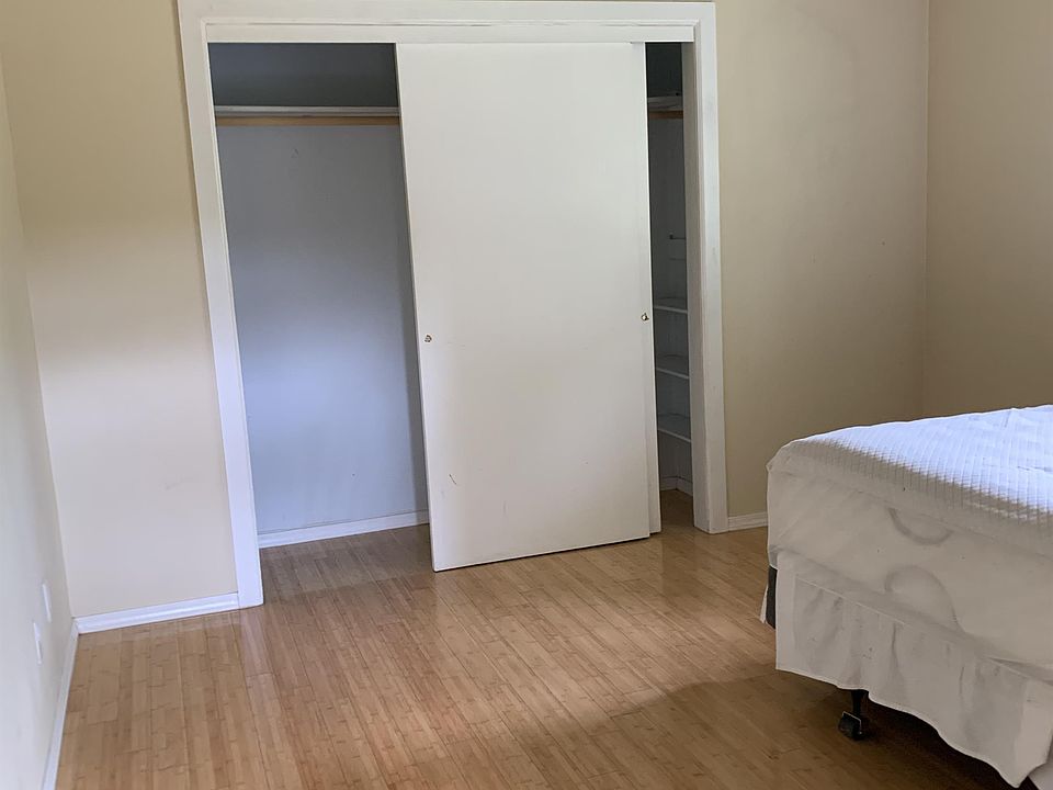 2nd image of 11 Ka Dr #1