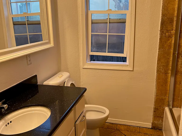2351 Durant Ave — Photo 18