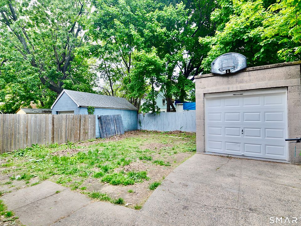 2nd image of 323 West Division Street