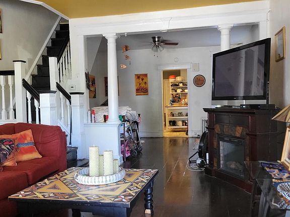2nd image of 4849 Fairmount Ave
