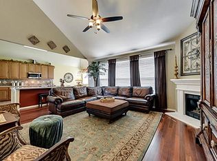 5515 Brazoria Dr, Grand Prairie, TX 75052