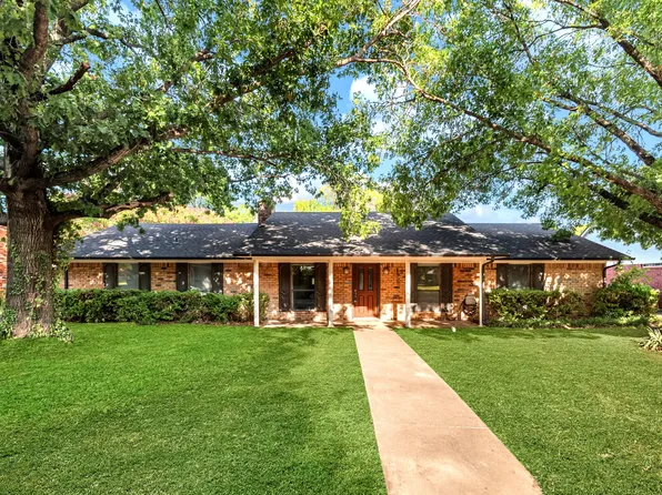 202 Diane Dr, Sanger, TX 76266