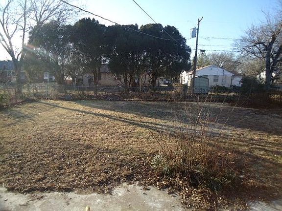 3rd image of 2915 Garapan Dr