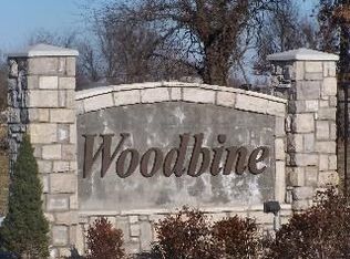 1208 SE Woodbine Dr, Blue Springs, MO 64014