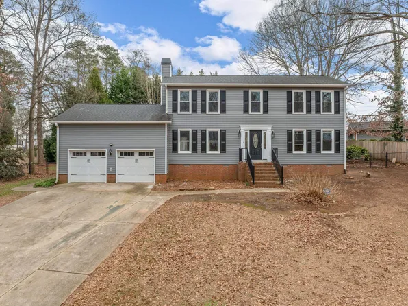 903 Wentworth Dr, Spartanburg, SC 29301
