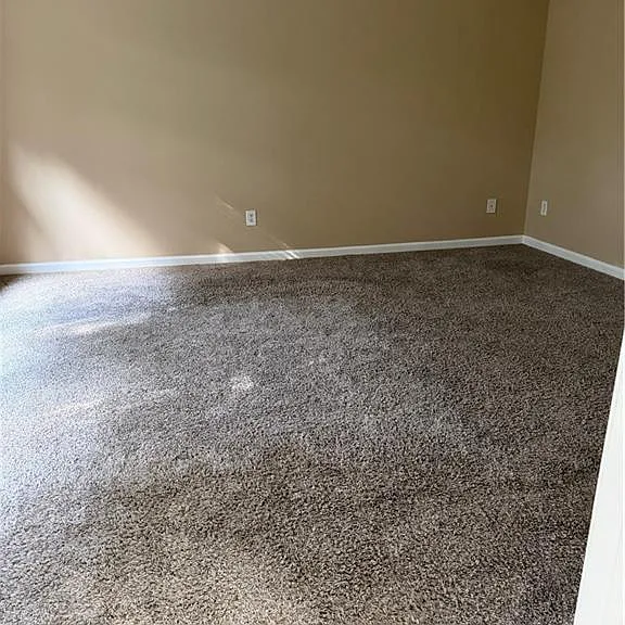 1646 Hedington Ct — Photo 12