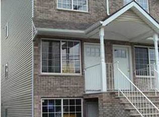 104 Willowbrook Rd, Staten Island, NY 10302