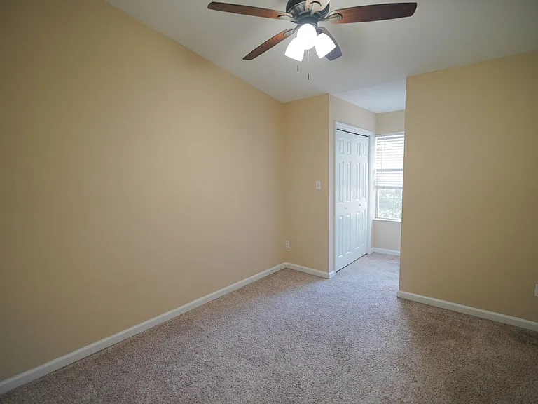 847 W Georgia St — Photo 21