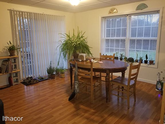 4th image of 106 Wiedmaier Ct #B