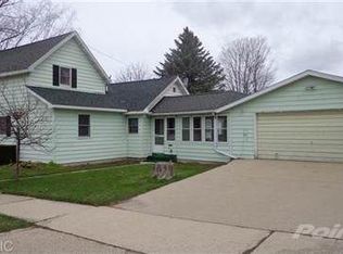 504 E Church St, Hart, MI 49420