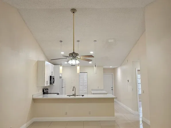 480 HARDWOOD Place, Boca Raton, FL 33431