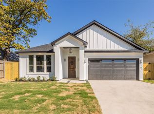 1107 Strickland St, Dallas, TX 75216