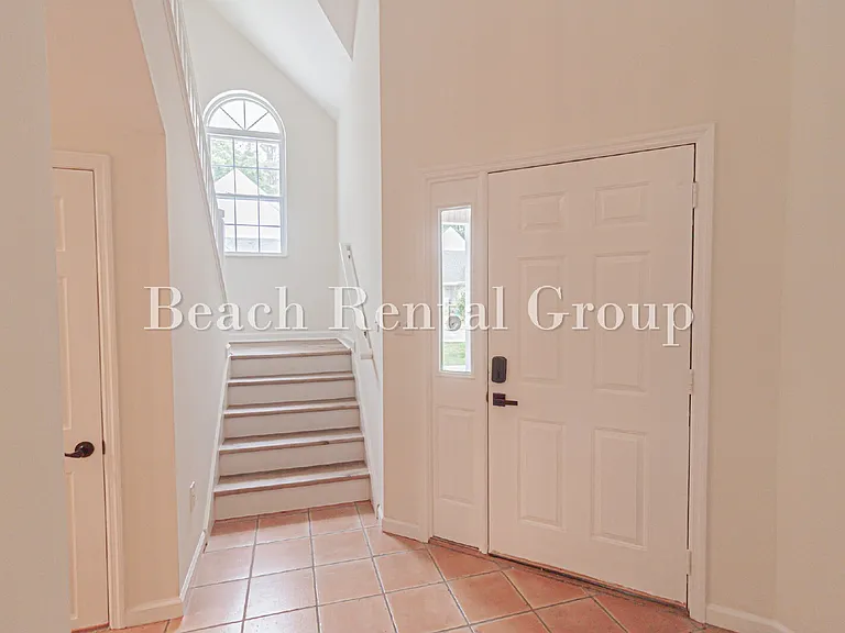 1813 Windmere Way — Photo 4