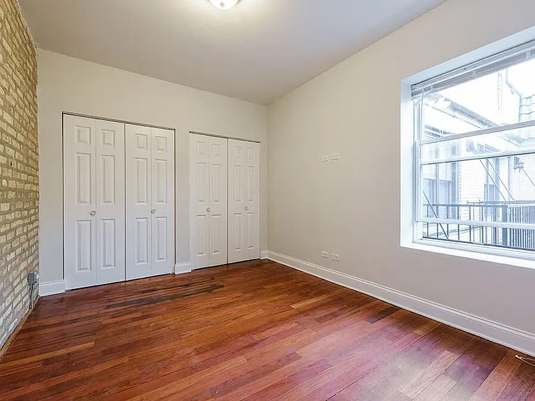 6500-08 N Claremont Ave. — Photo 7