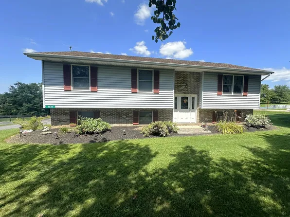 4829 Lehman Rd, Spring Grove, PA 17362