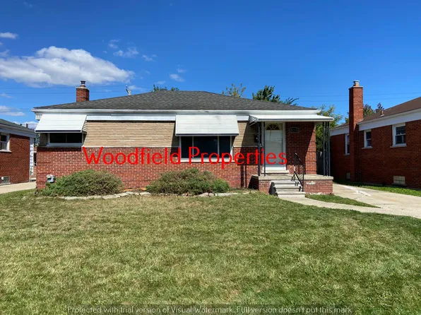 18341 Ash Ave, Eastpointe, MI 48021
