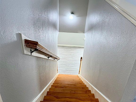 5th image of 3851 Bridgebluff Ln