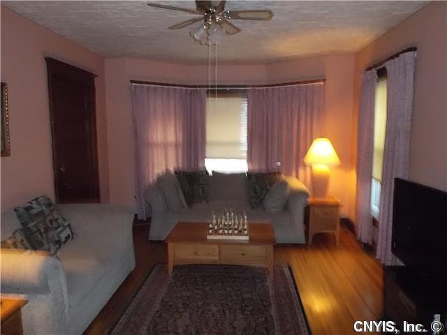 2nd image of 126-28 E Brighton Ave E