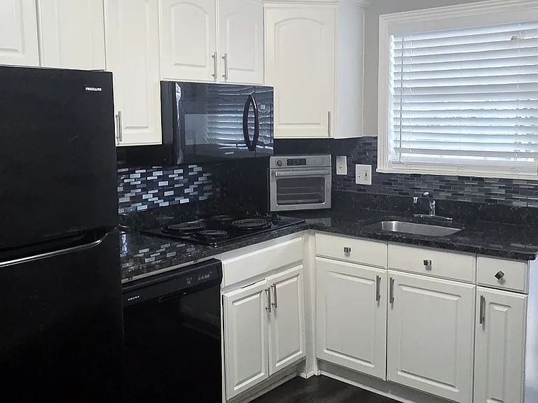 21 Delmont Dr NE #2 — Photo 7