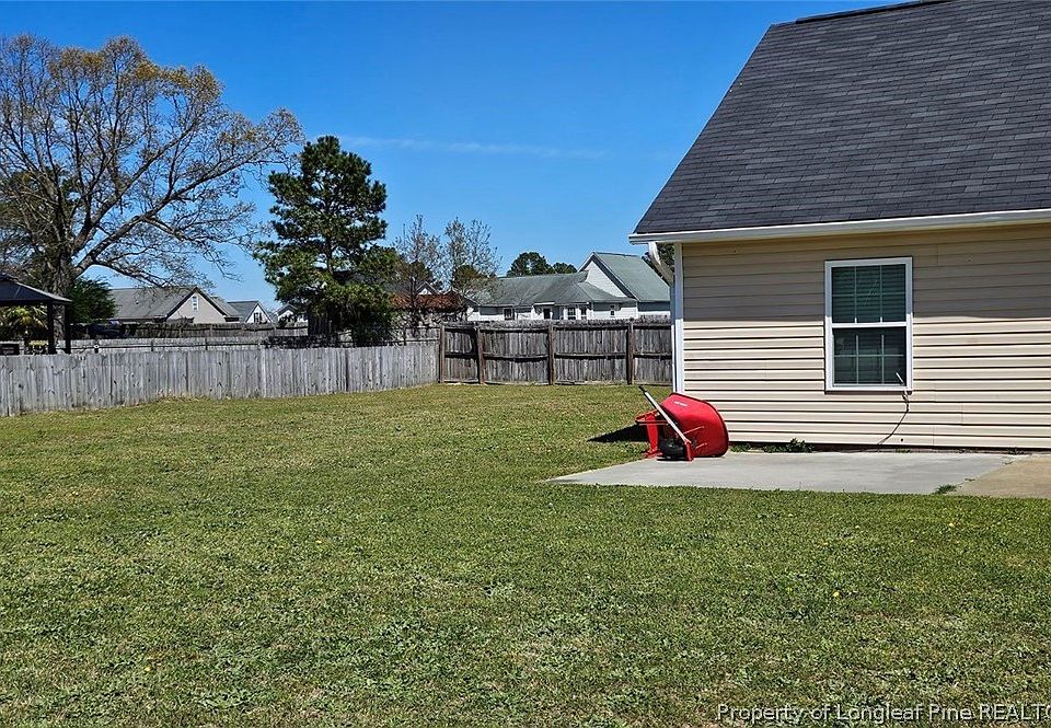 2nd image of 204 Truman Dr