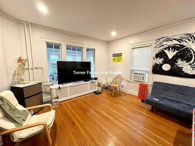Saint Clements Rd — Photo 2